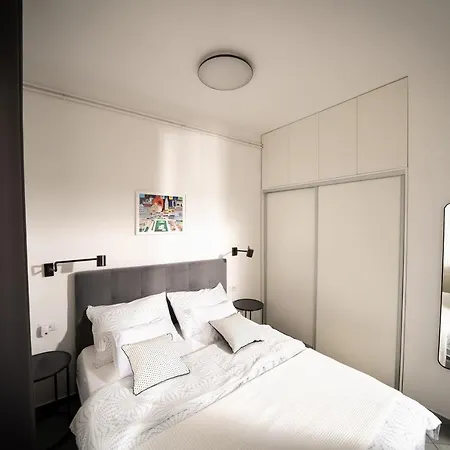 Amalis Apartment *